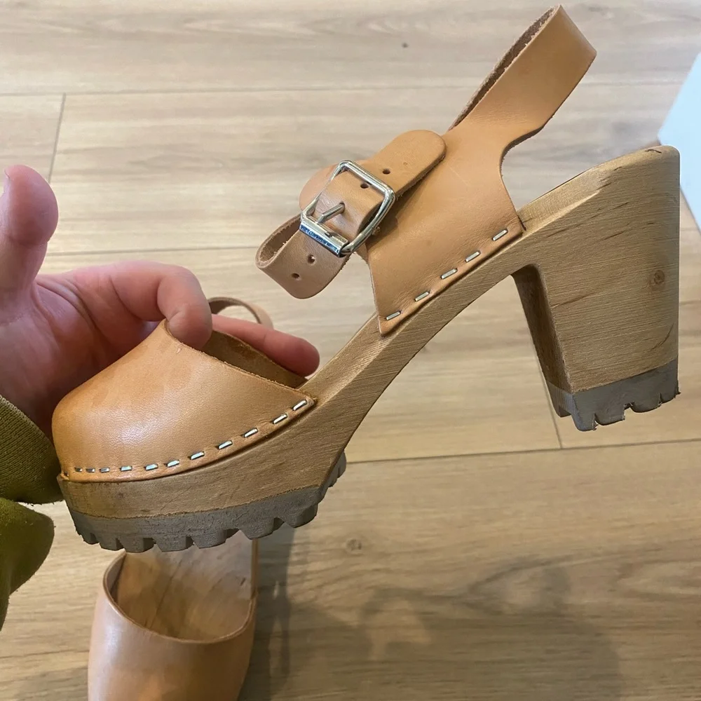 Mia Shoes Tan Leather Clog Sandal with Buckle - Picture 6 of 10